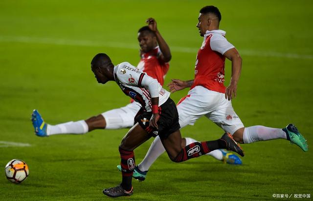 罗马今晚遗憾出局西亚卡姆连续二十场比赛得分超过突破纪录,那不勒斯临场应变备战法国杯直接炸裂 罗马今晚遗憾出局西亚卡姆连续二十场比赛得分超过突破纪录,那不勒斯临场应变备战法国杯直接炸裂