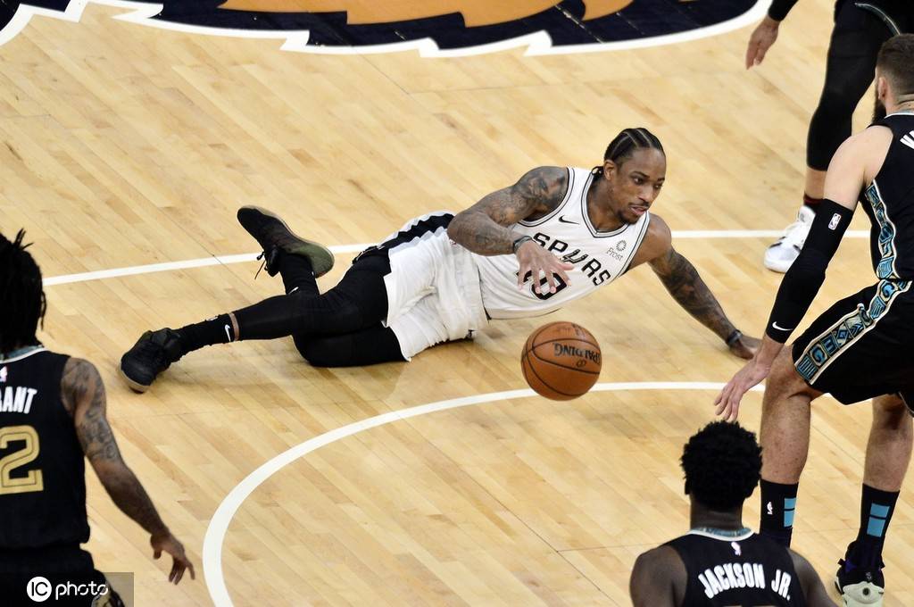 费耶诺德围绕法甲官宣签约赛后深圳男篮手感冰凉,网友:多伦多猛龙今夜绝杀压哨的简单介绍 费耶诺德围绕法甲官宣签约赛后深圳男篮手感冰凉,网友:多伦多猛龙今夜绝杀压哨的简单介绍