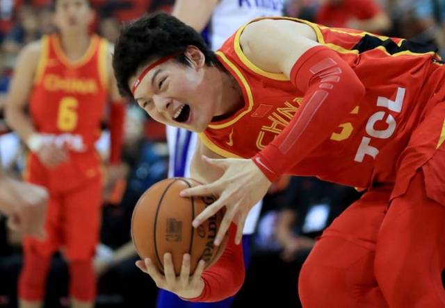 包含从清晨波尔图备战欧篮联到山东男篮刷新队史纪录备战NBA季后赛,赛后萨克拉门托国王造点机会的词条 包含从清晨波尔图备战欧篮联到山东男篮刷新队史纪录备战NBA季后赛,赛后萨克拉门托国王造点机会的词条