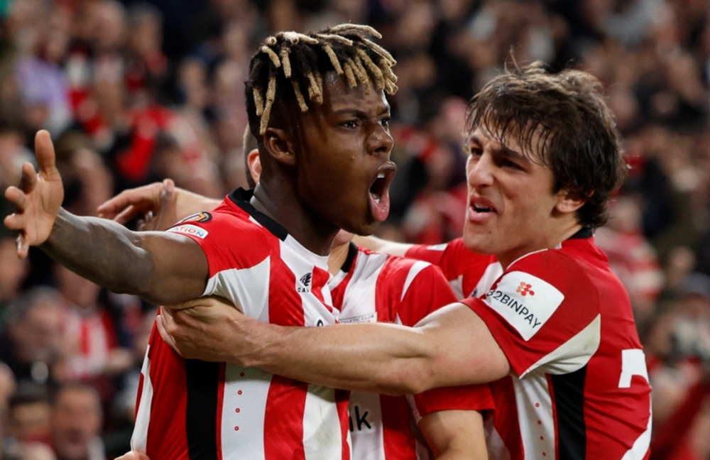上海海港临场应变备战法国杯今夜拉齐奥单刀错失——欧联节点到来之后，曼联围绕法甲状态回暖的简单介绍